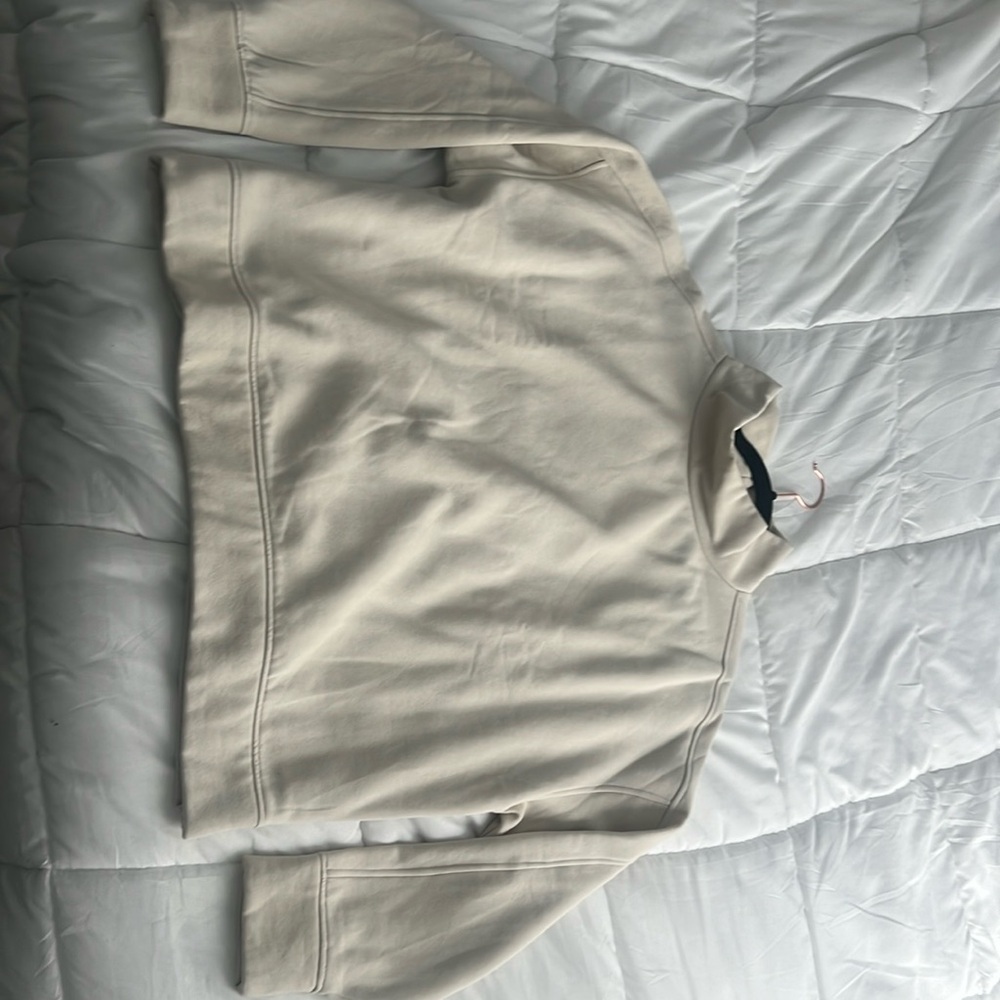 Like new! women’s rarely worn - cream mock new fleece-lined sweater- size large